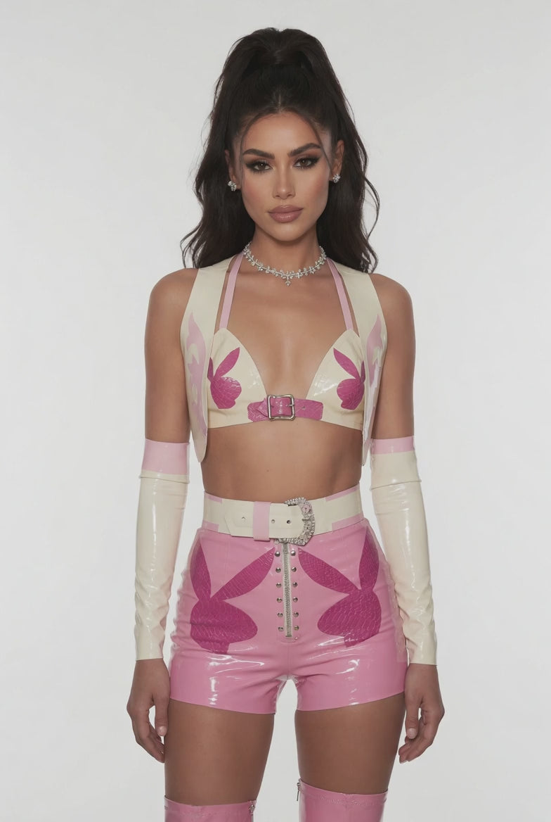butterfly-latex-two-piece-set-sharp-latex-layer-video-01